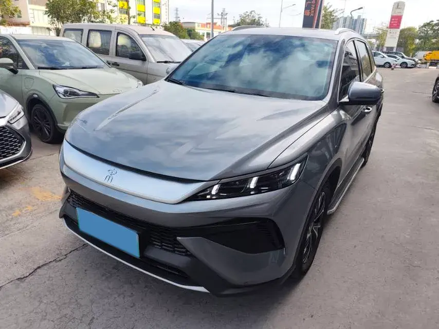 2025 BYD SONG view 1