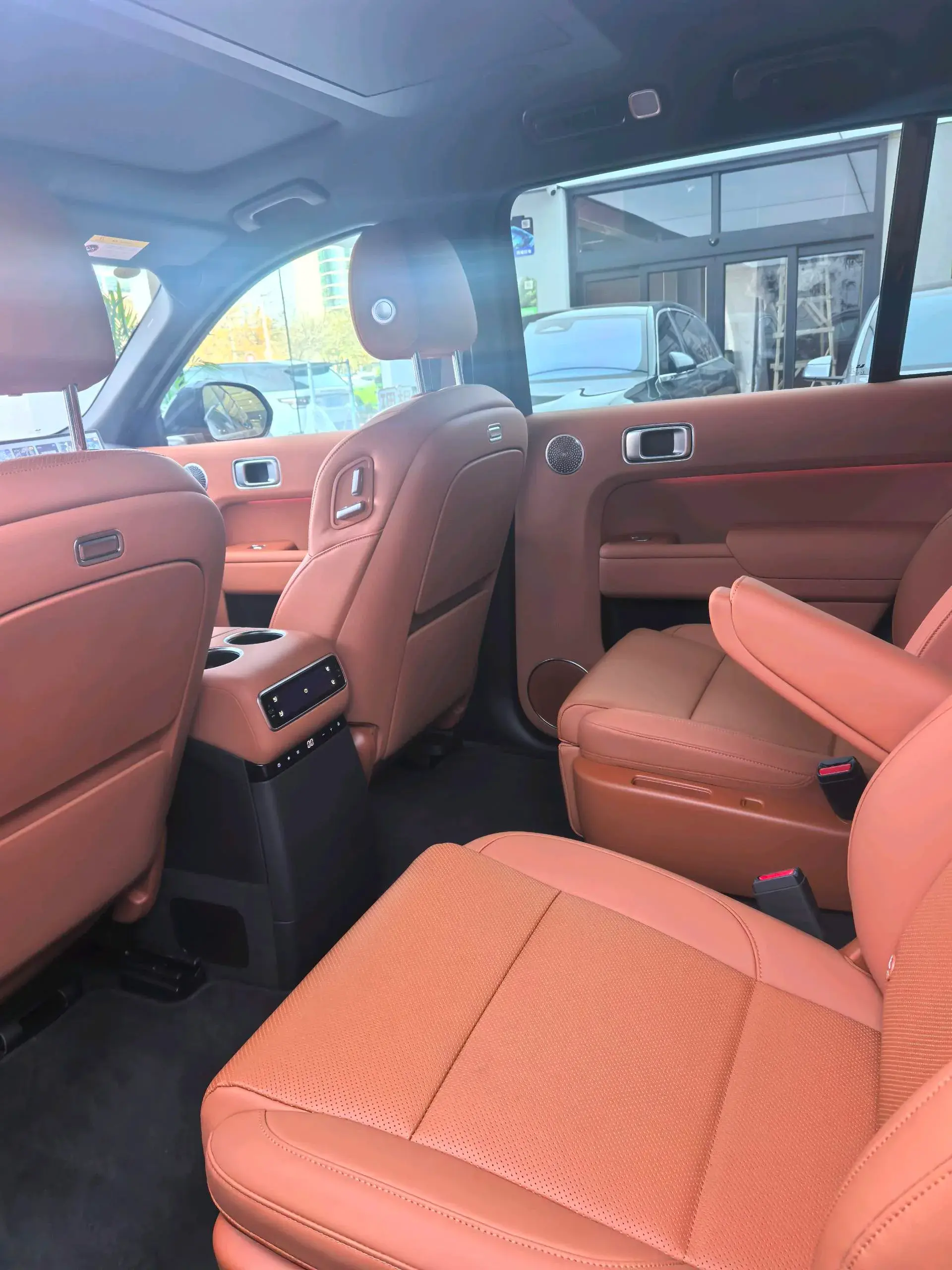 2025 LI L9 thumbnail 3