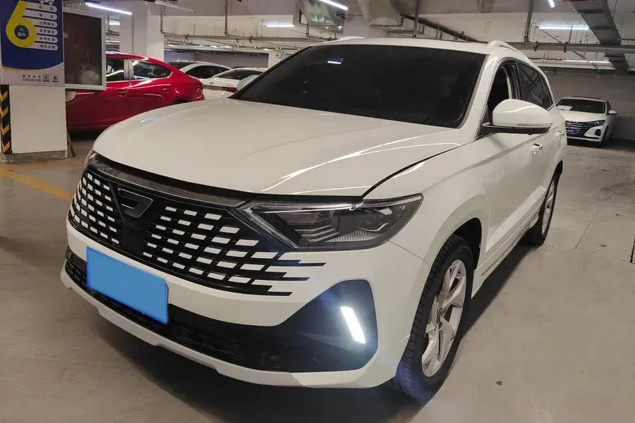 2024 JETTA VS7 view 1