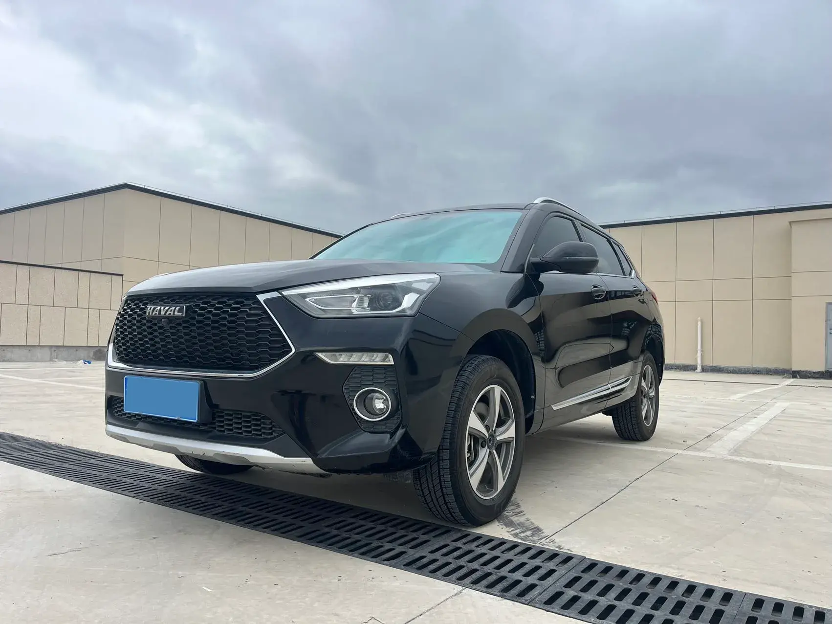 2021 HAVAL H6 view 1