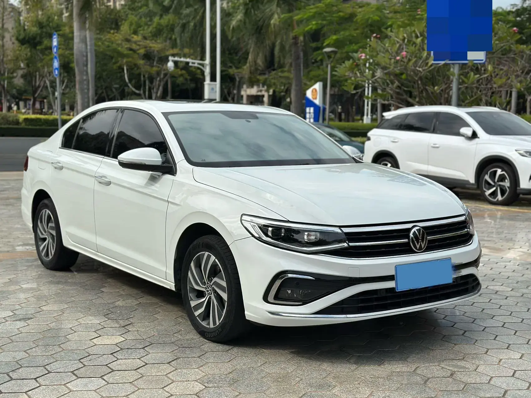 2023 VOLKSWAGEN BORA thumbnail 3