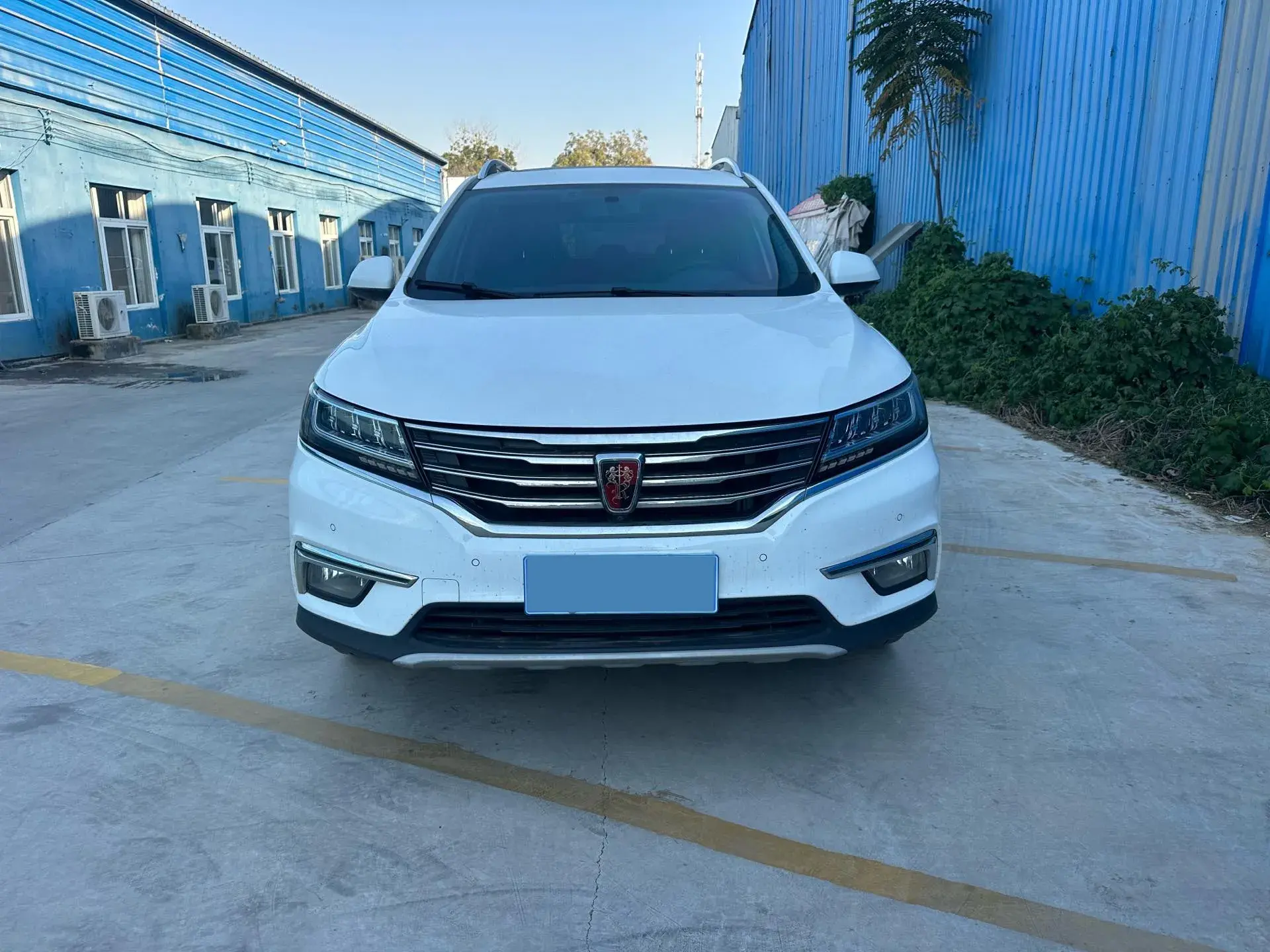 2018 MG HS thumbnail 2