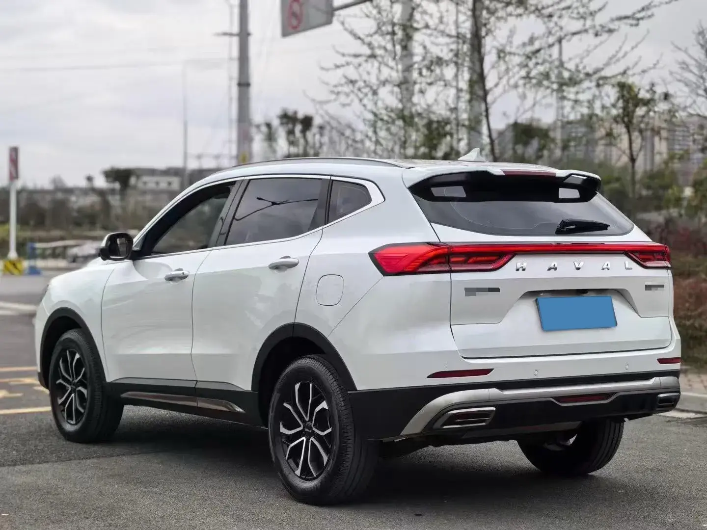 2023 HAVAL H6 thumbnail 4