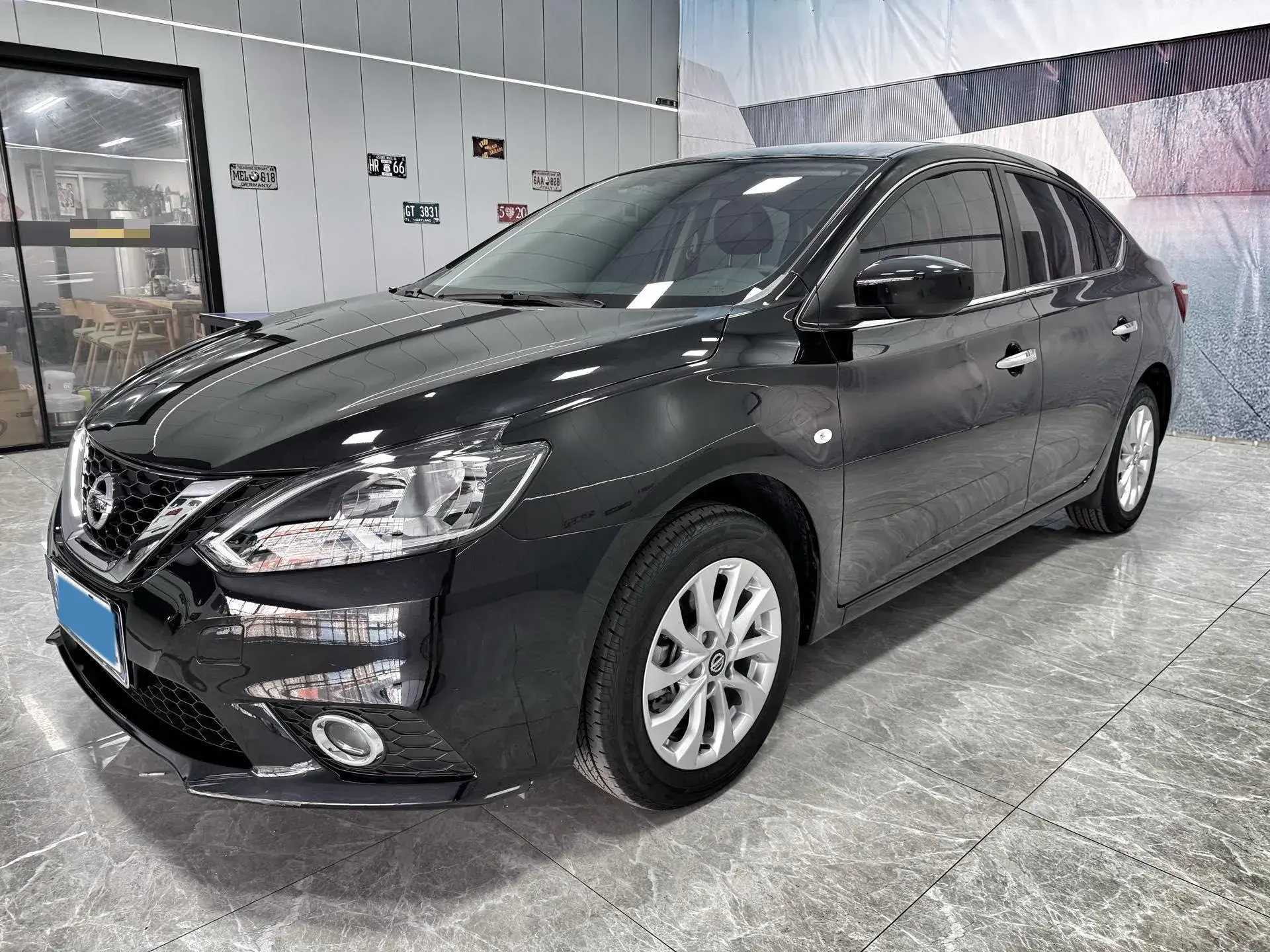 2022 NISSAN SYLPHY view 1