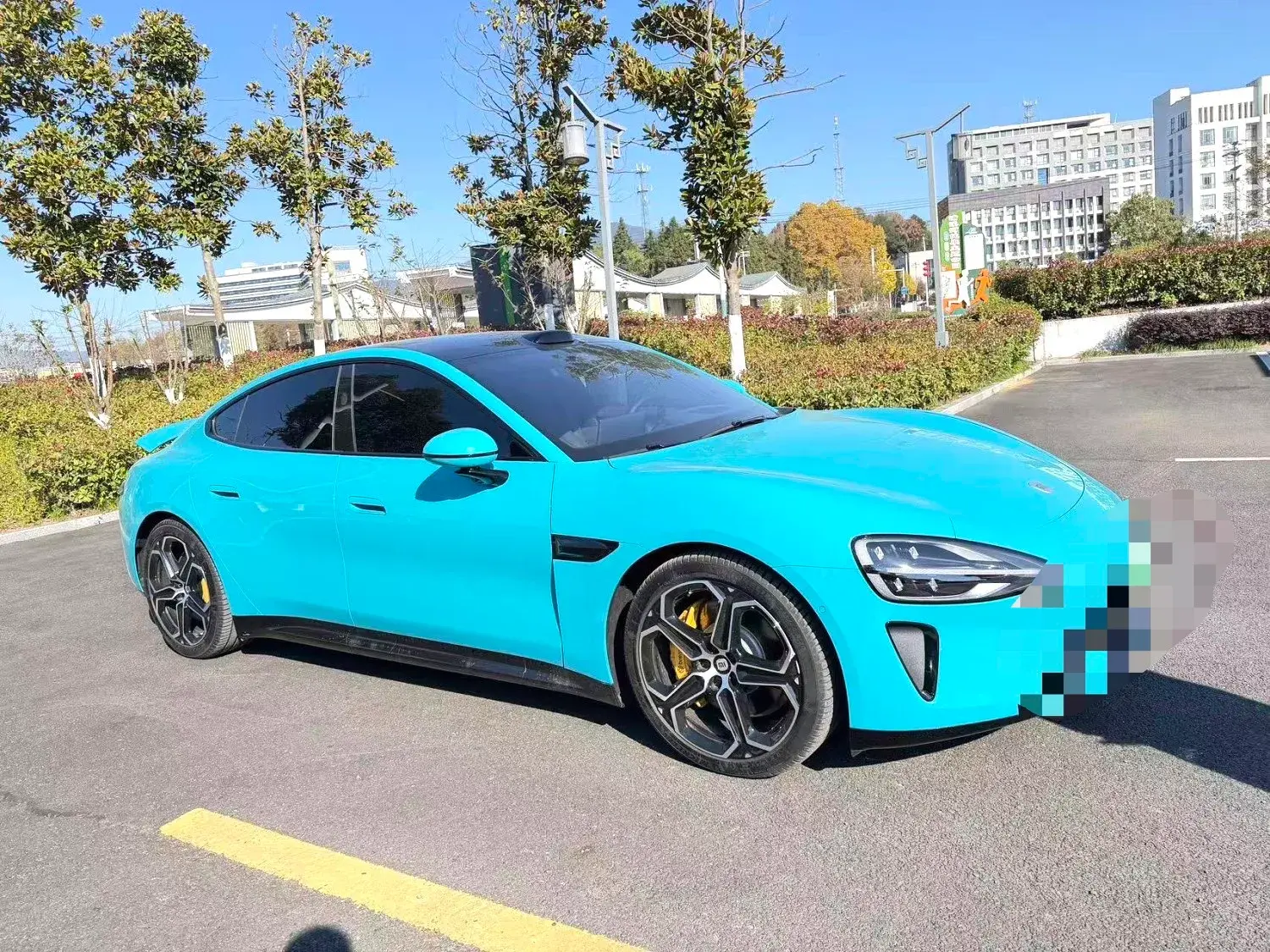 2024 MI SU7 thumbnail 3