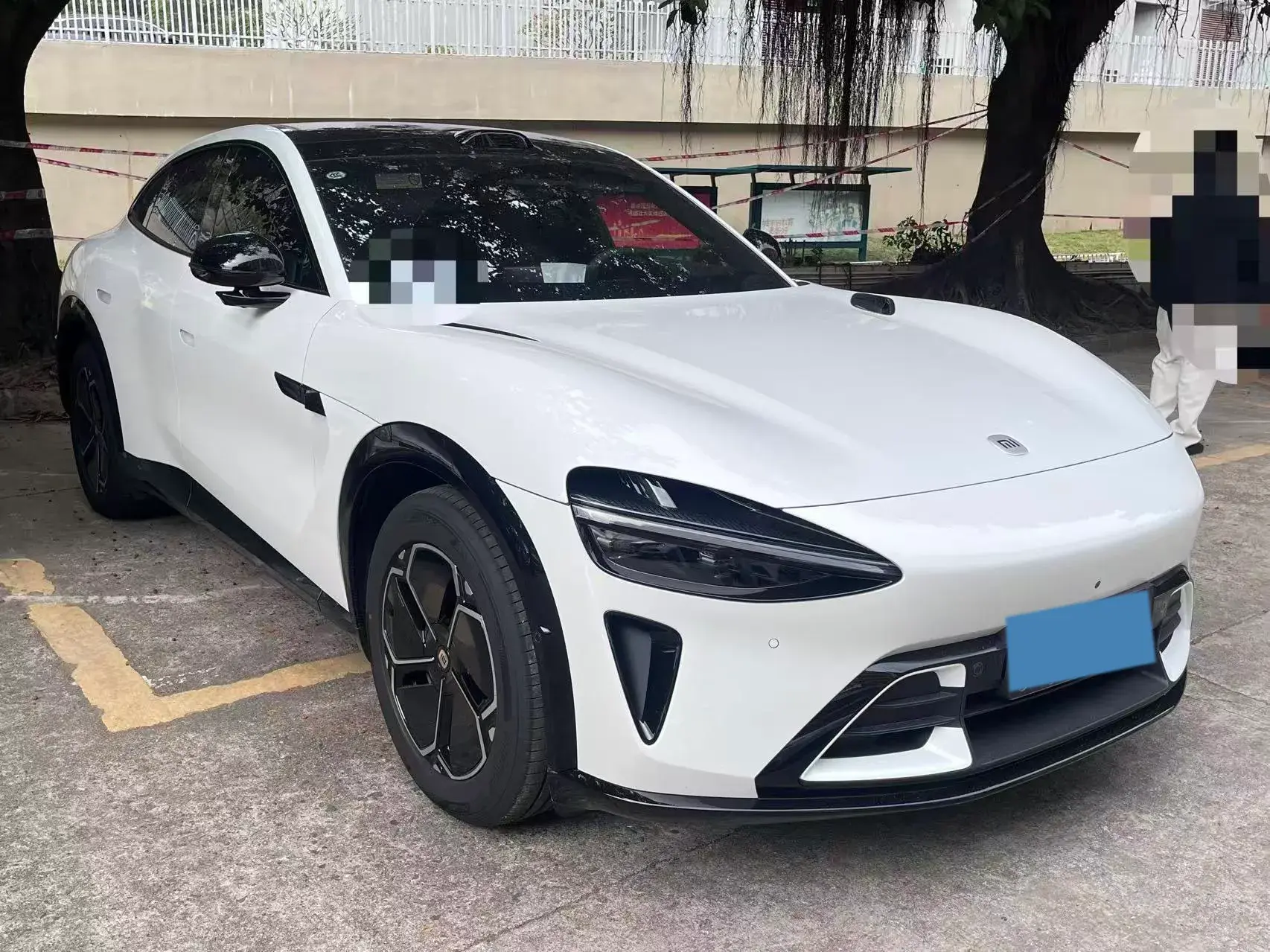 2025 MI YU7 thumbnail 3