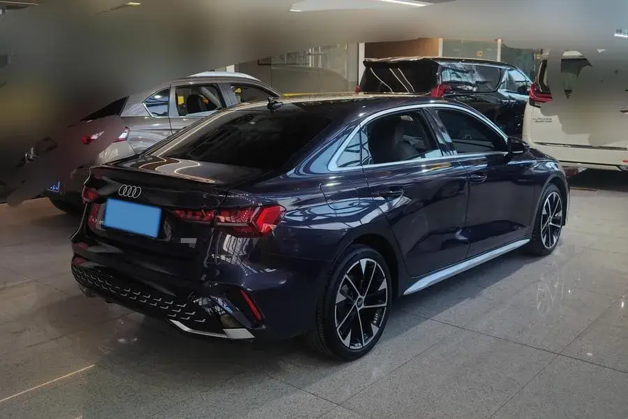 2025 AUDI A3 thumbnail 2