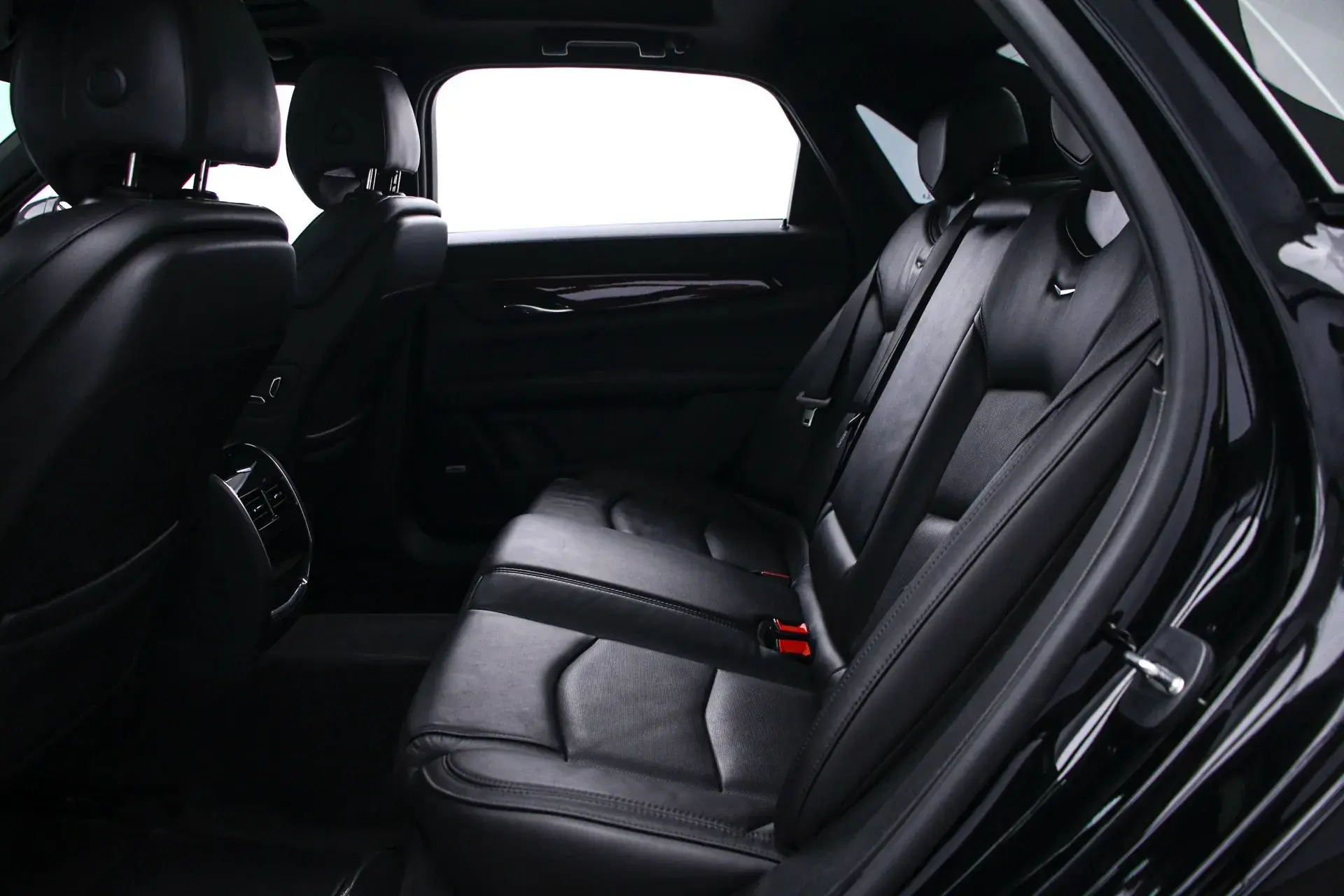 2021 CADILLAC CT6 thumbnail 2