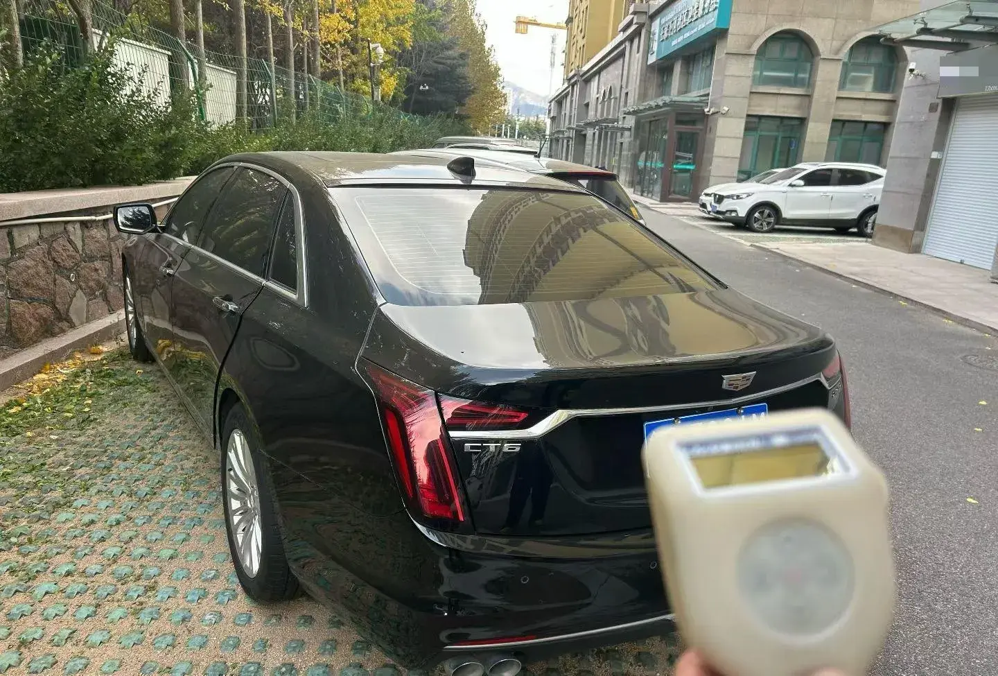 2021 CADILLAC CT6 thumbnail 4