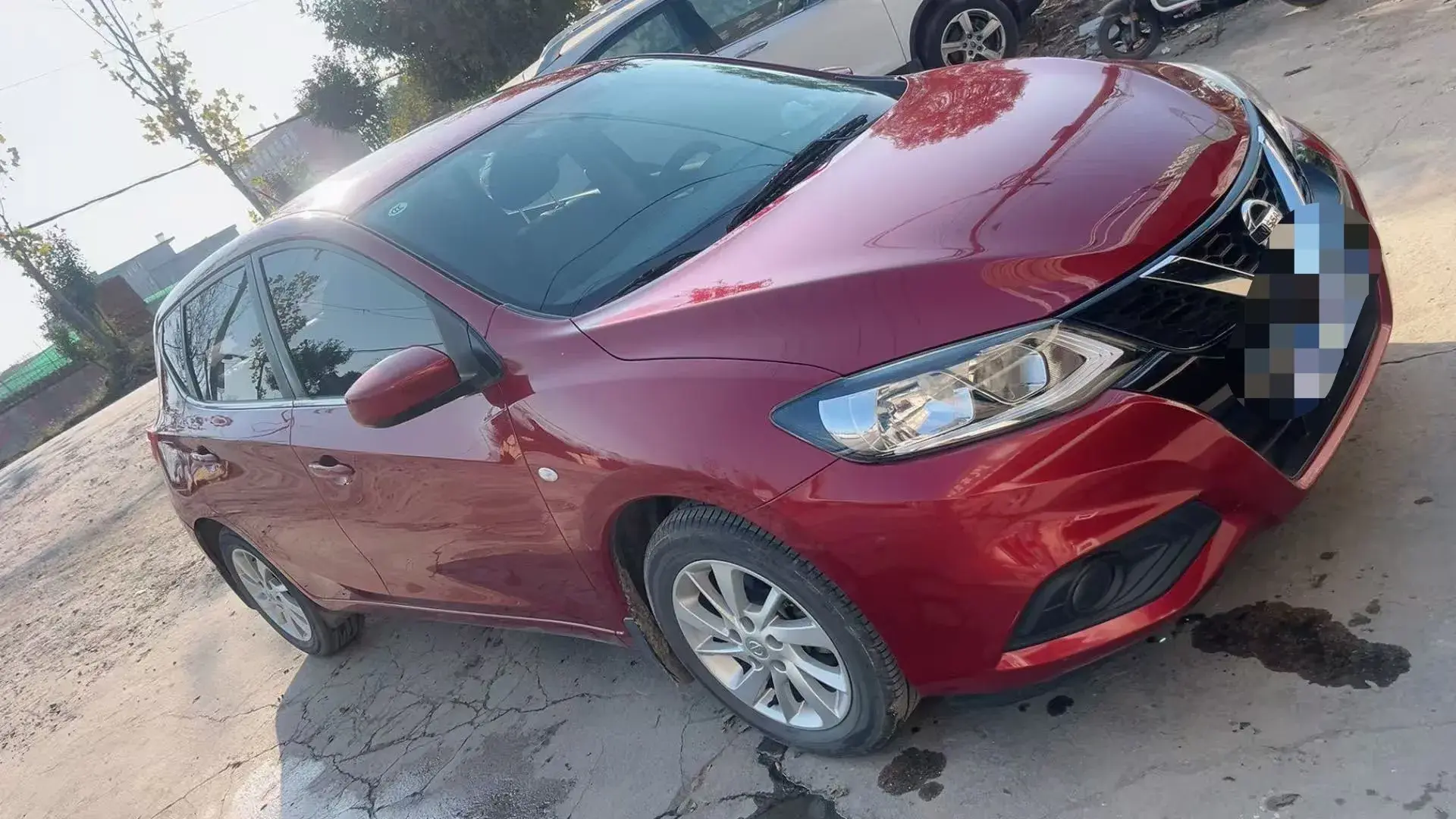 2019 NISSAN TIIDA thumbnail 2