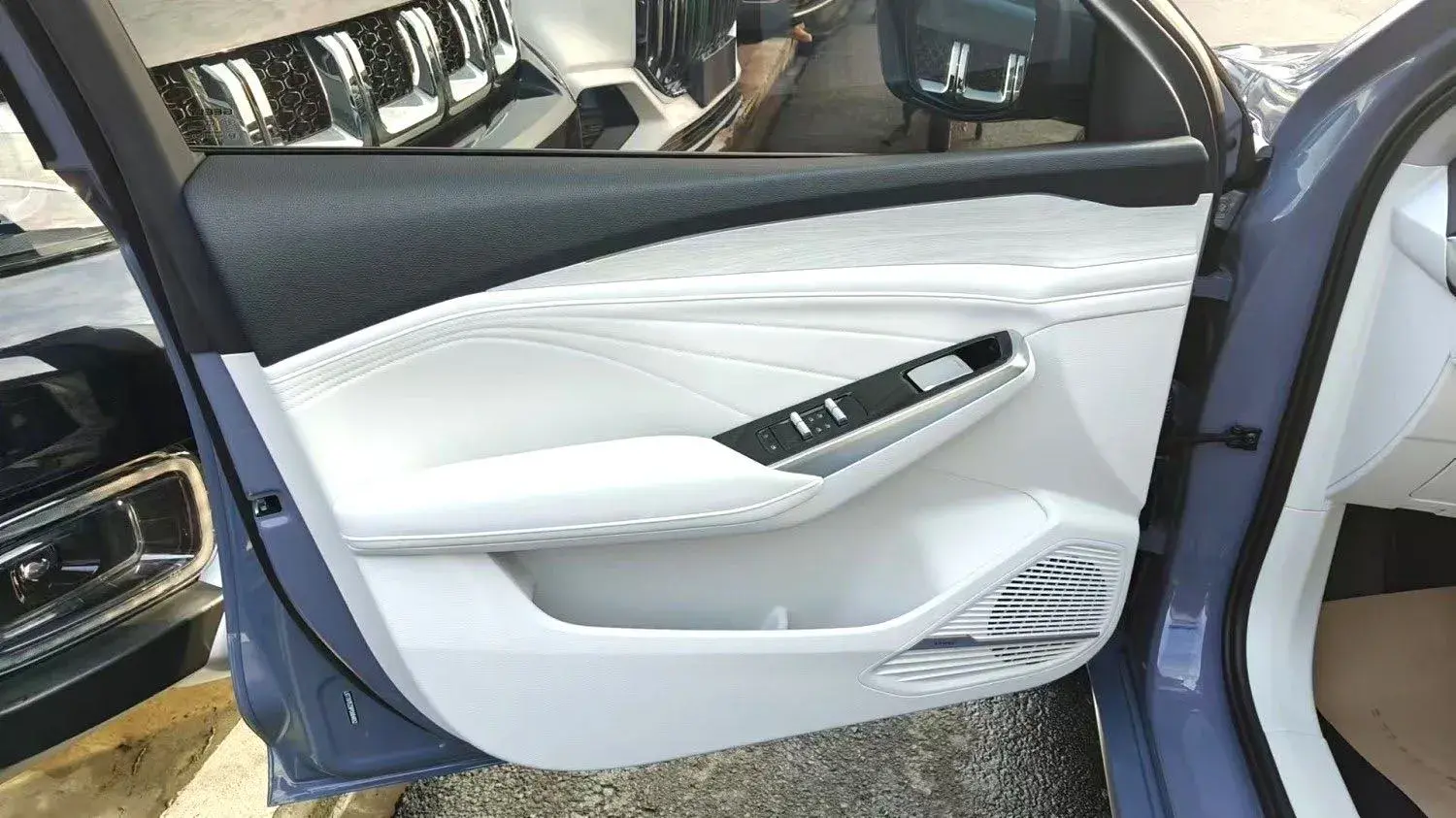 2024 GEELY PREFACE thumbnail 4