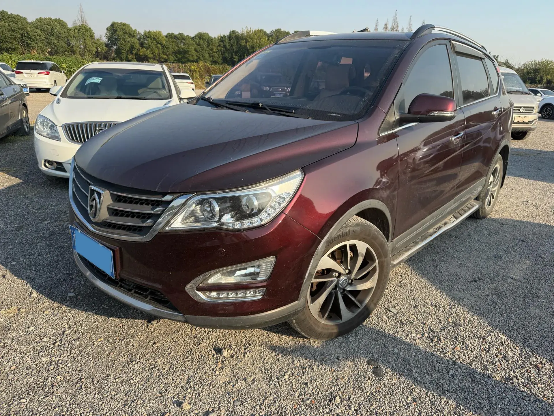 2015 BAOJUN 560 view 1