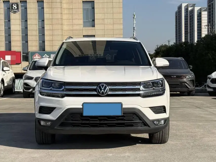 2021 VOLKSWAGEN THARU thumbnail 2