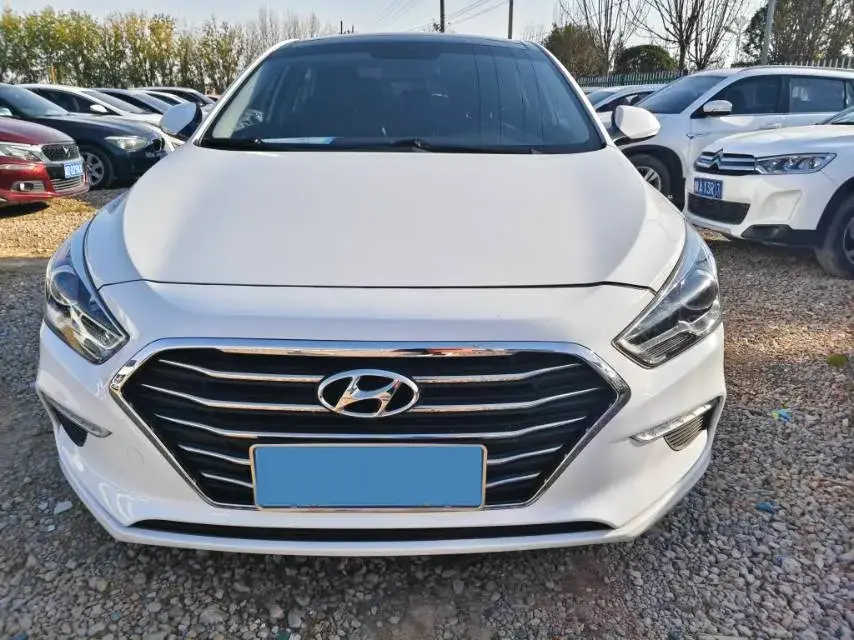 2017 HYUNDAI MISTRA thumbnail 2