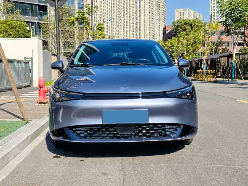 2024 XPENG P5 thumbnail 3