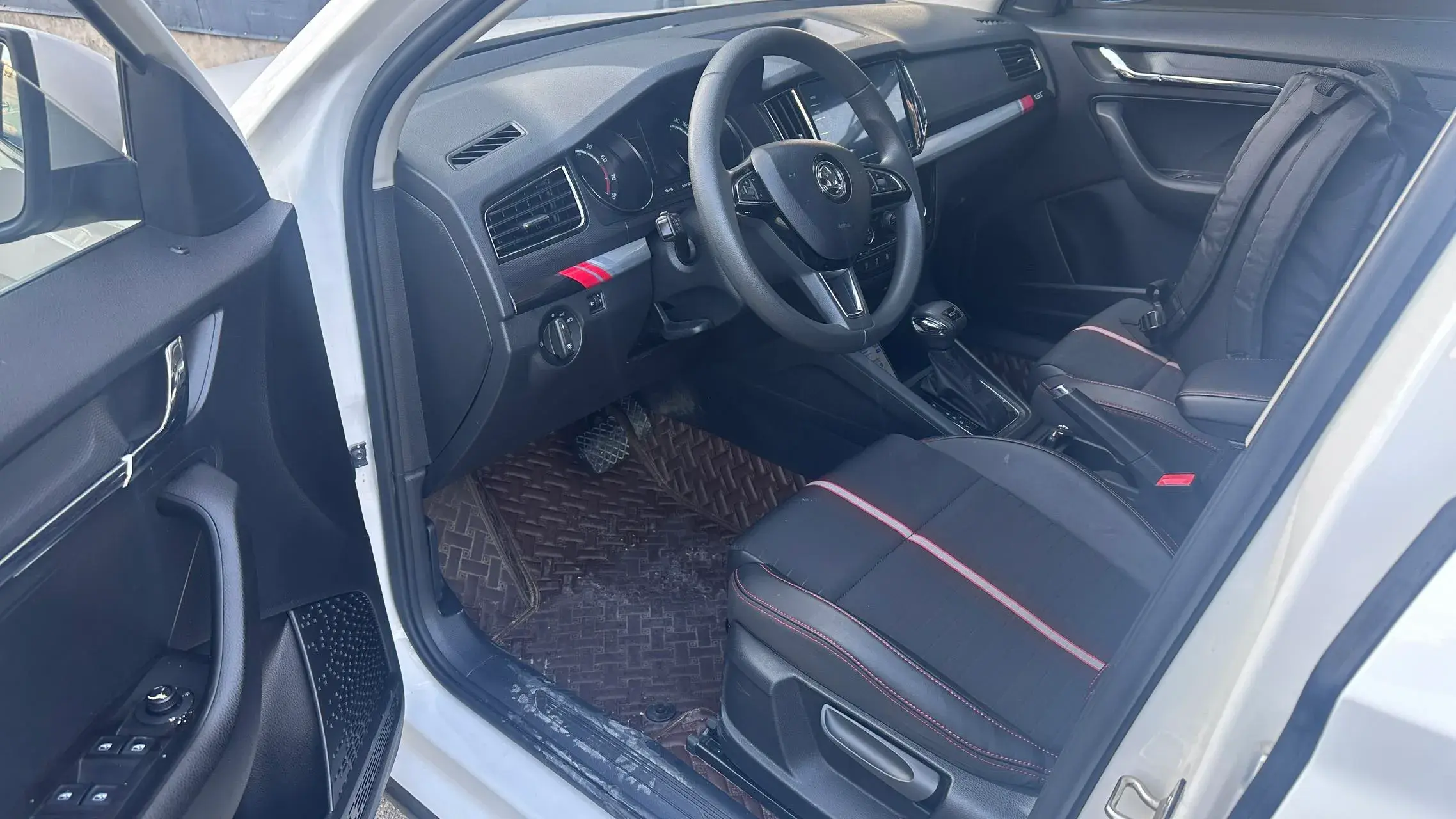 2020 SKODA KAMIQ thumbnail 3