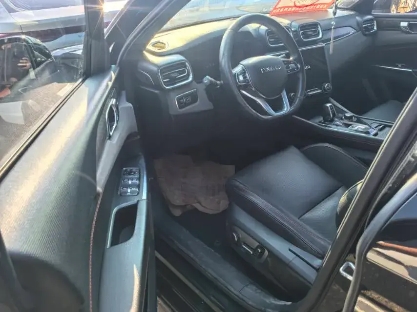 2018 LYNK&CO 03 thumbnail 2