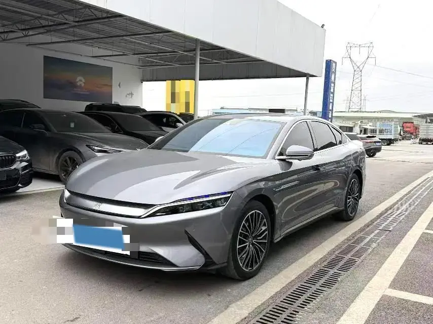 2020 BYD HAN view 1