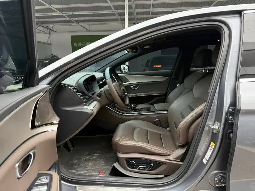 2020 BYD HAN thumbnail 2