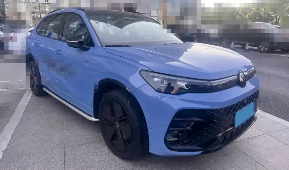 2024 VOLKSWAGEN TIGUAN thumbnail 2