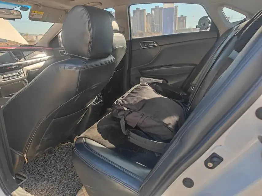 2019 HYUNDAI MISTRA thumbnail 4