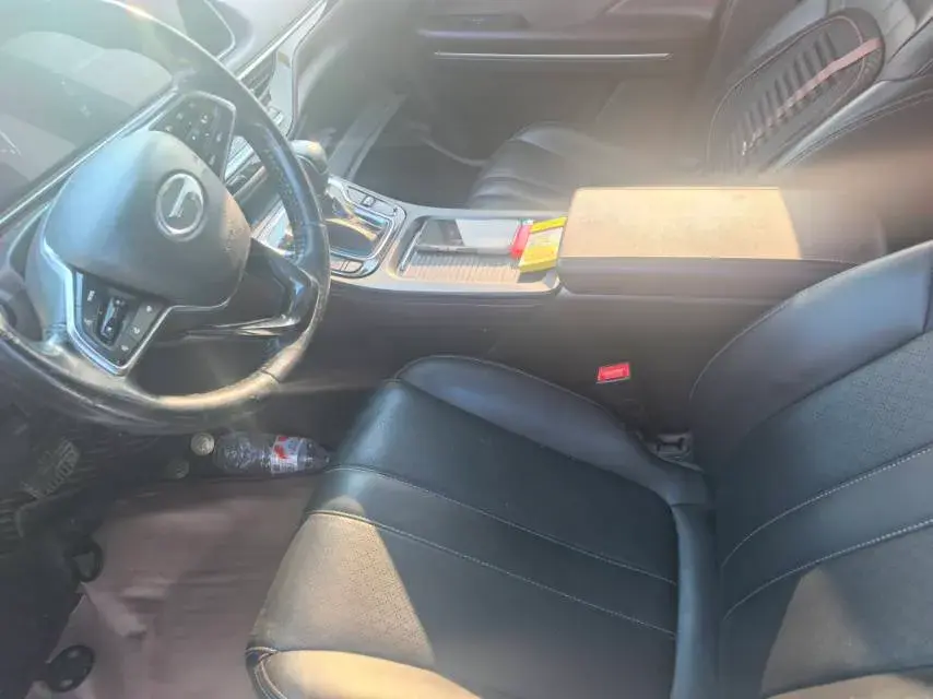 2021 GAC TRUMPCHI thumbnail 4