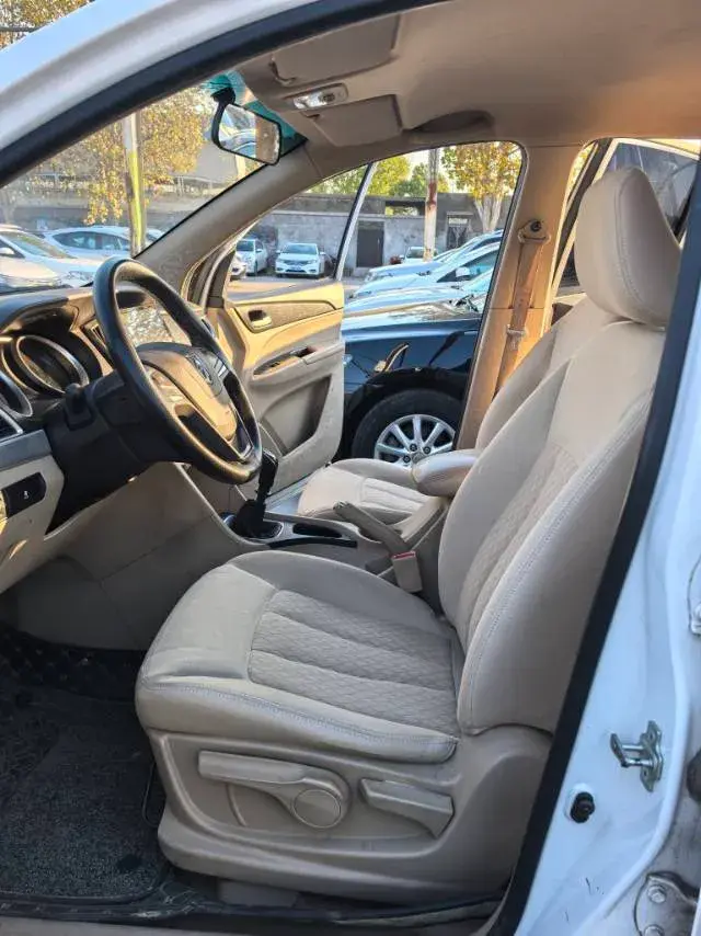 2019 BAOJUN 730 thumbnail 3