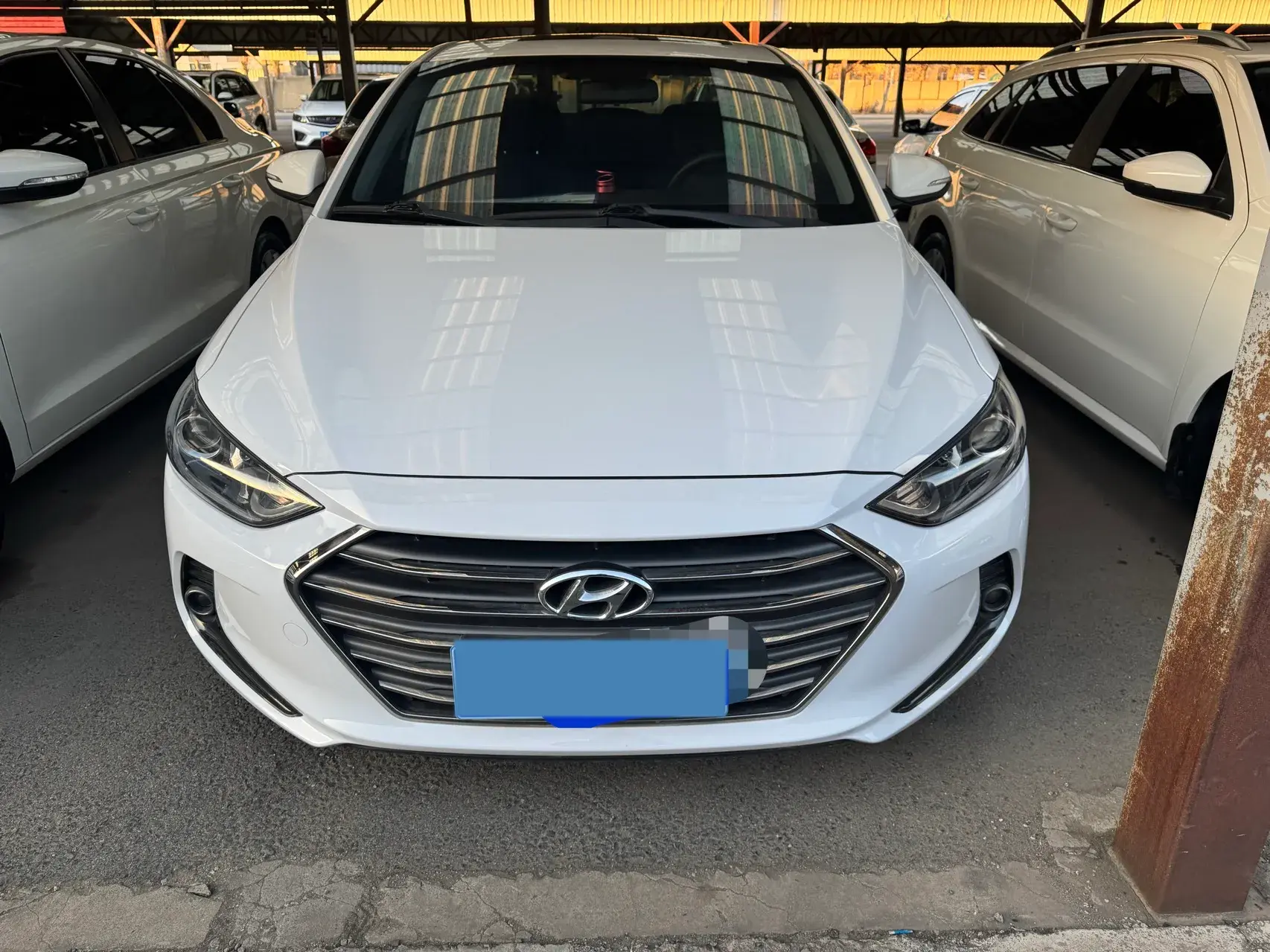 2016 HYUNDAI ELANTRA thumbnail 2