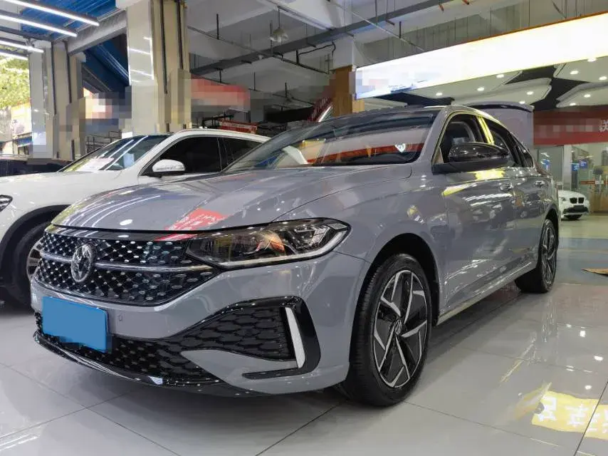 2023 VOLKSWAGEN LAVIDA view 1