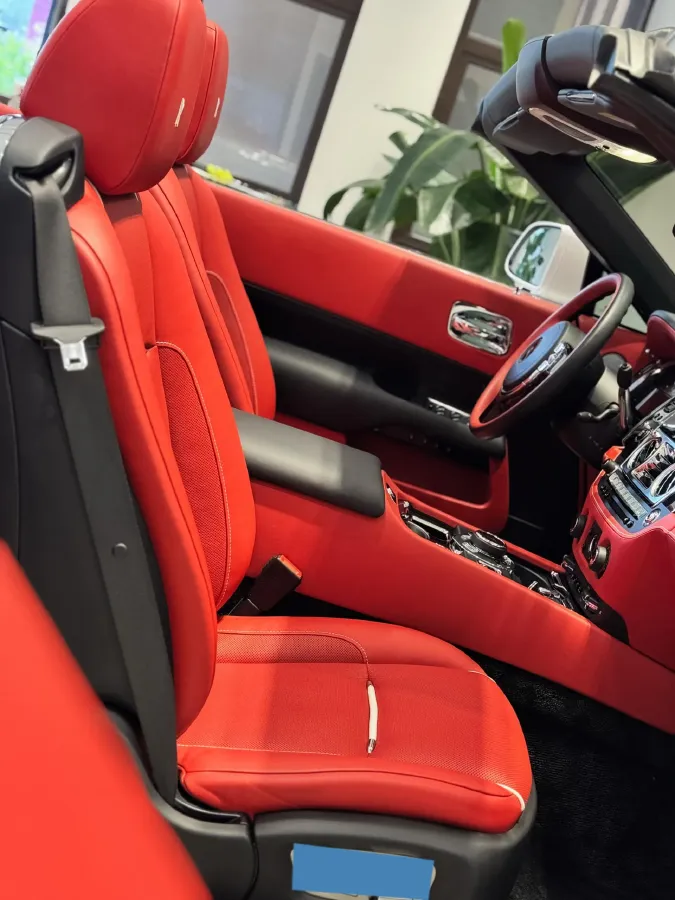 2018 Rolls-Royce Dawn 6.6T 571HP V12 8AT,autocango,china used car exporter,china ev exporter,chinese used car exporter,chinese used ev exporter