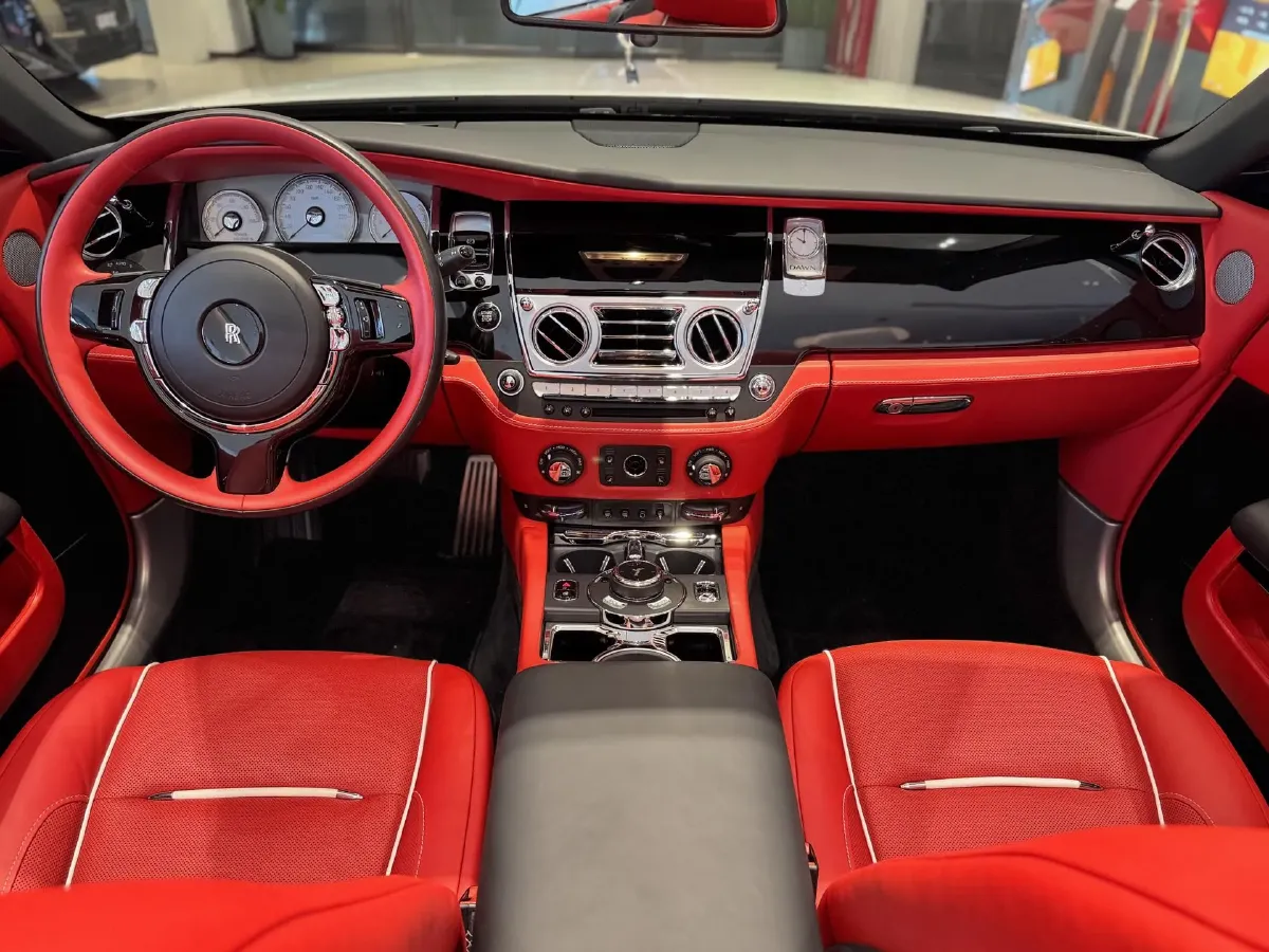 2018 Rolls-Royce Dawn 6.6T 571HP V12 8AT,autocango,china used car exporter,china ev exporter,chinese used car exporter,chinese used ev exporter