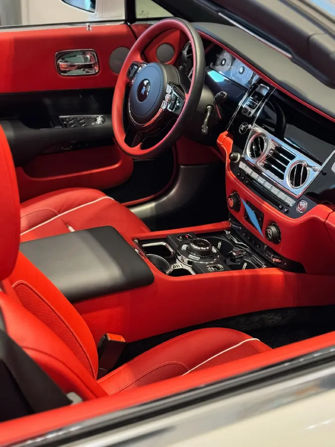 2018 Rolls-Royce Dawn 6.6T 571HP V12 8AT,autocango,china used car exporter,china ev exporter,chinese used car exporter,chinese used ev exporter