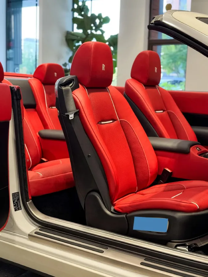 2018 Rolls-Royce Dawn 6.6T 571HP V12 8AT,autocango,china used car exporter,china ev exporter,chinese used car exporter,chinese used ev exporter