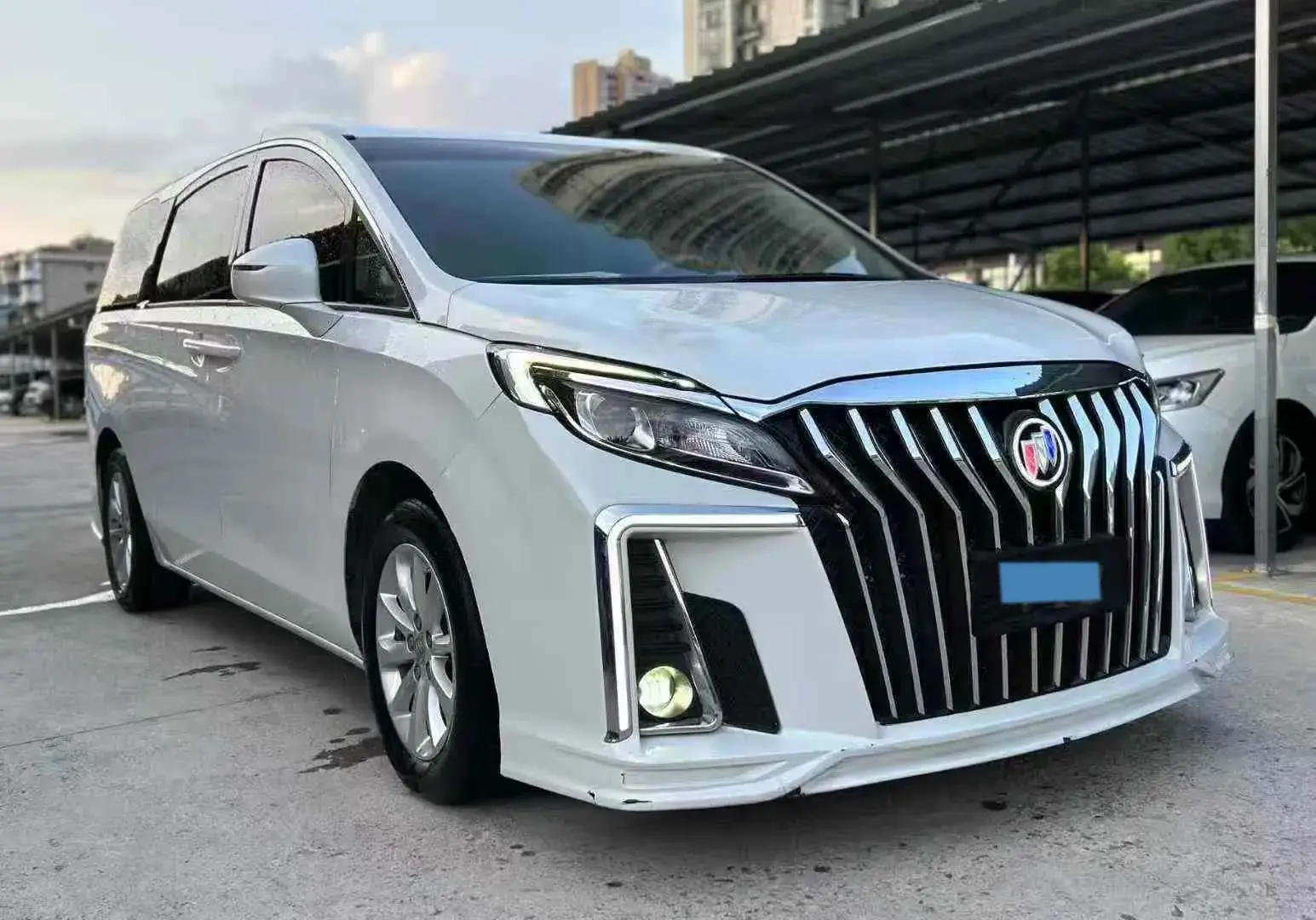 2018 BUICK GL8 thumbnail 3