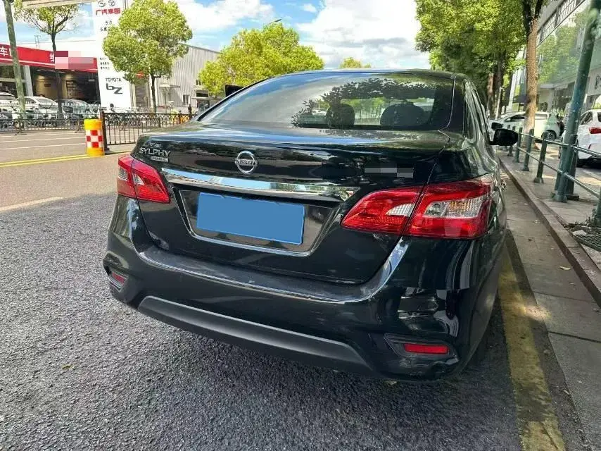 2022 NISSAN SYLPHY thumbnail 4