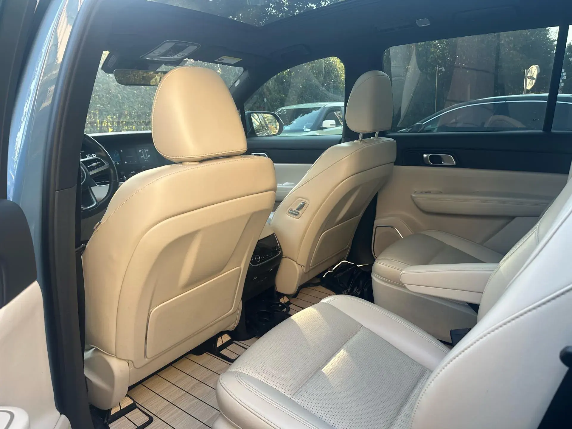 2021 LI ONE thumbnail 4