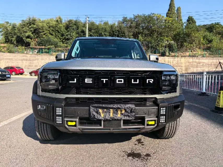 2025 JETOUR TRAVELLER thumbnail 3