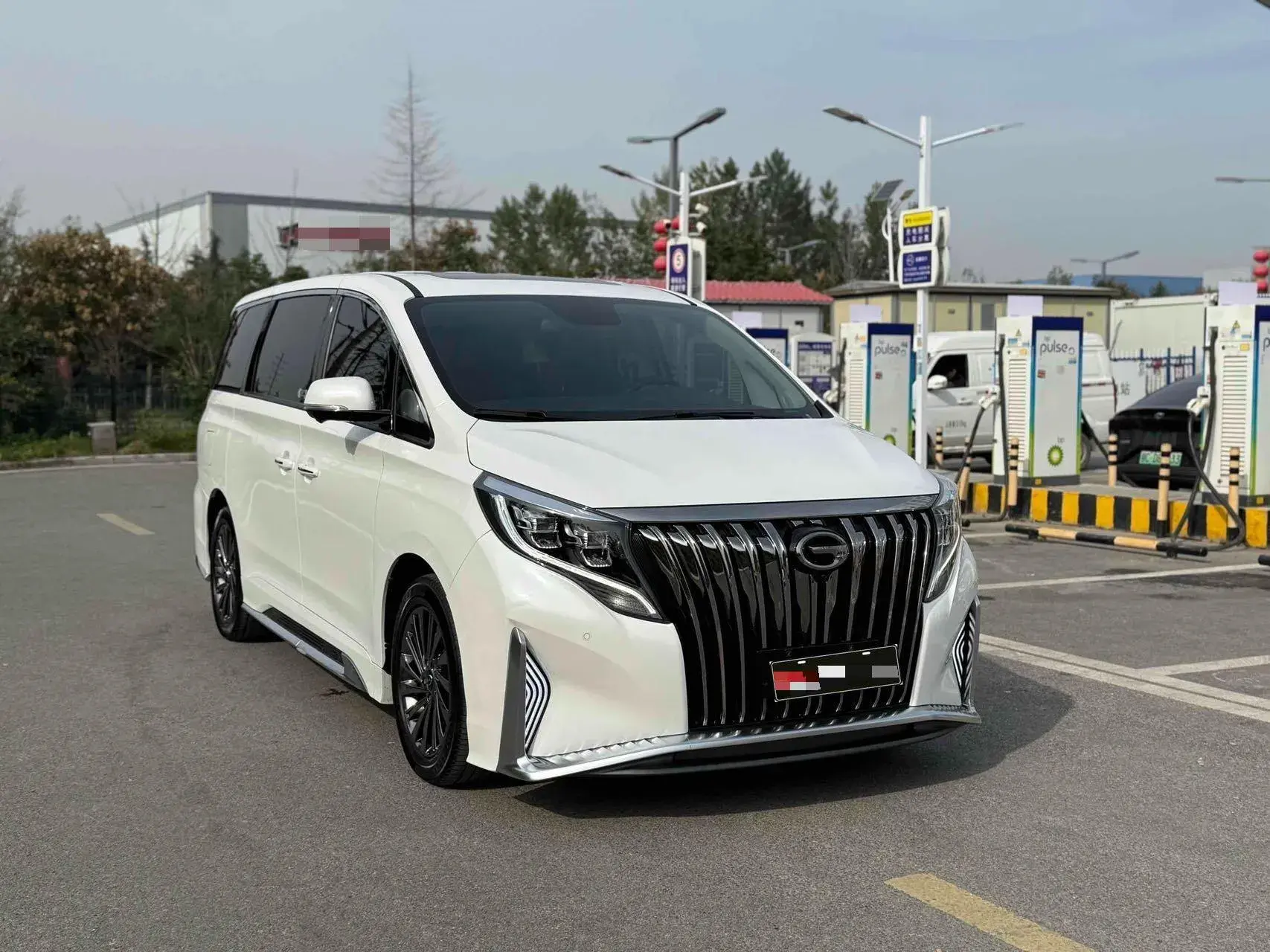 2021 GAC TRUMPCHI thumbnail 3