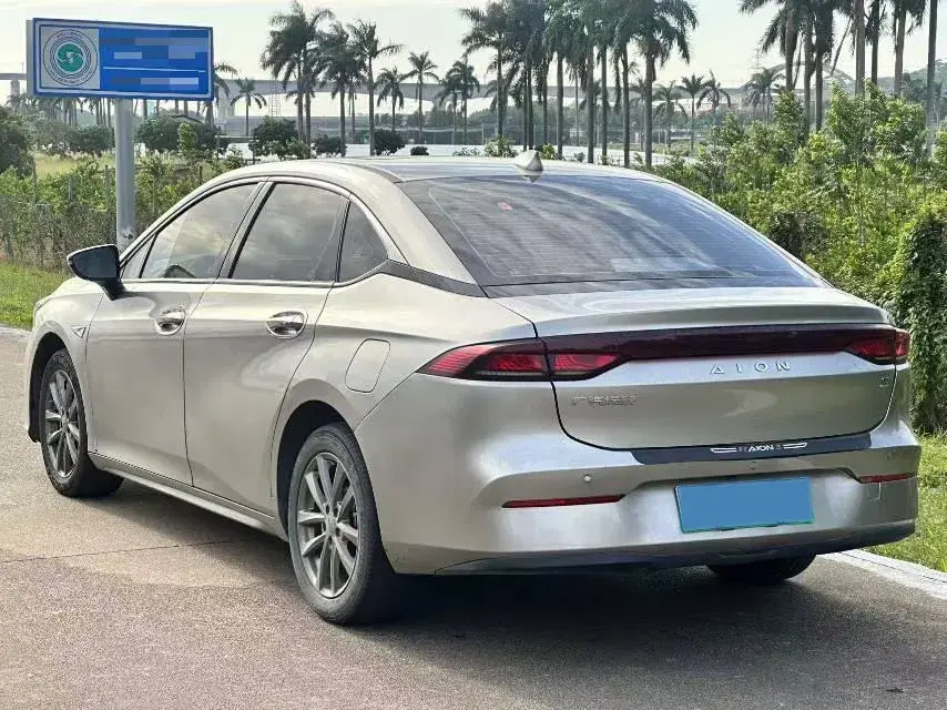 2023 AION S thumbnail 4