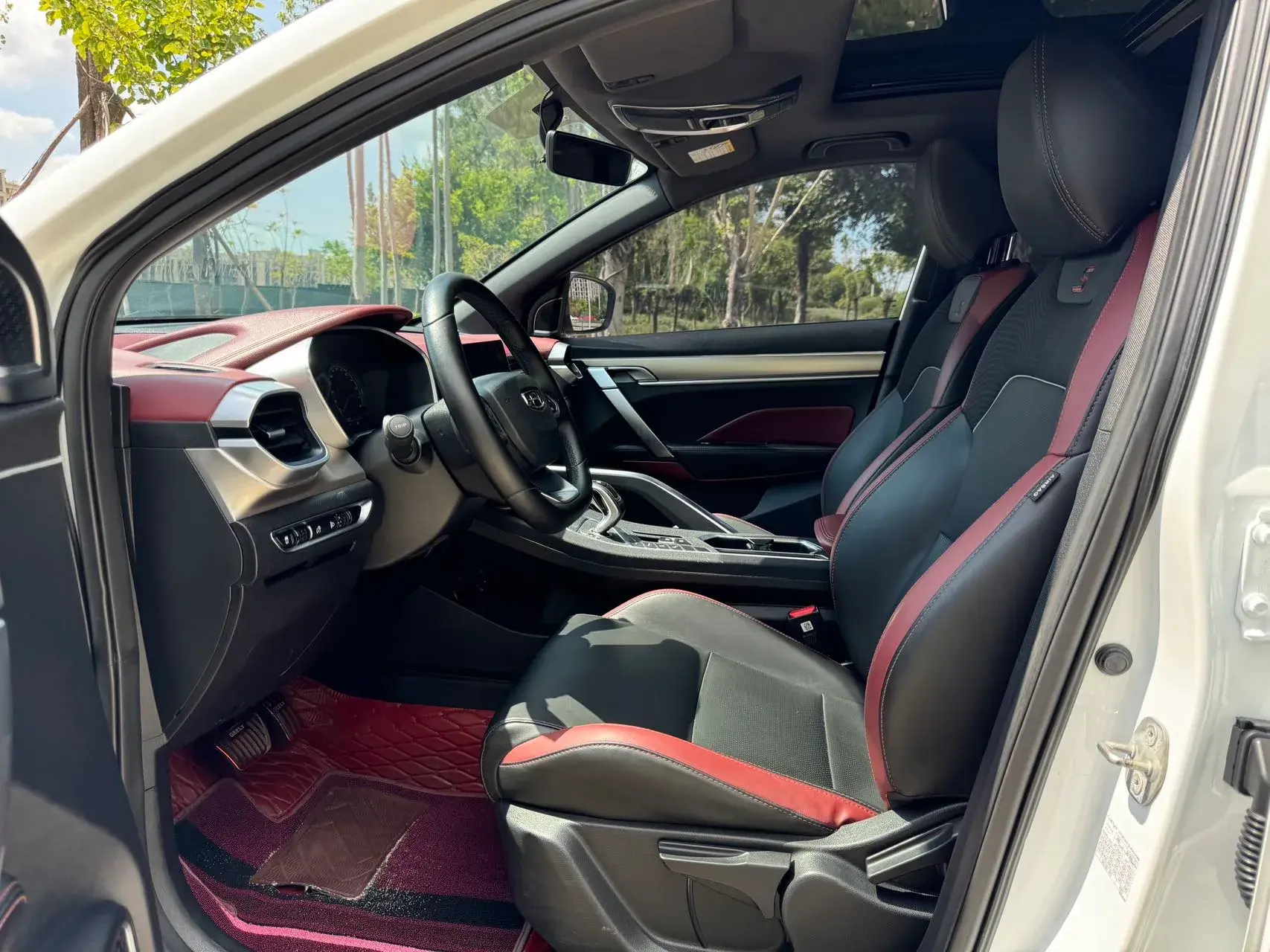 2020 GEELY COOLRAY thumbnail 4