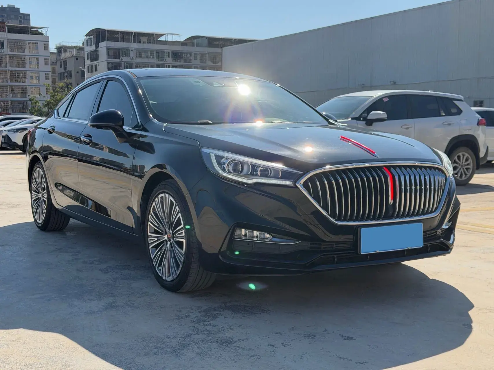 2020 HONGQI H5 thumbnail 3