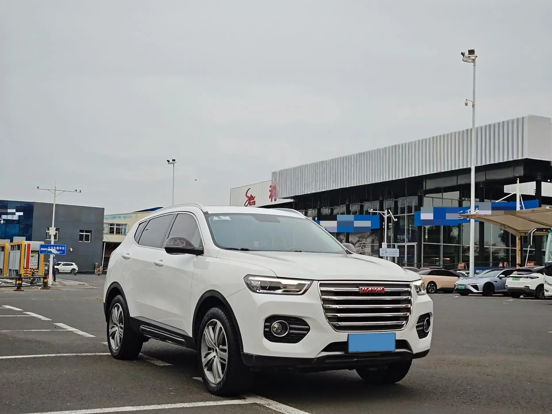 2017 HAVAL H6 thumbnail 3
