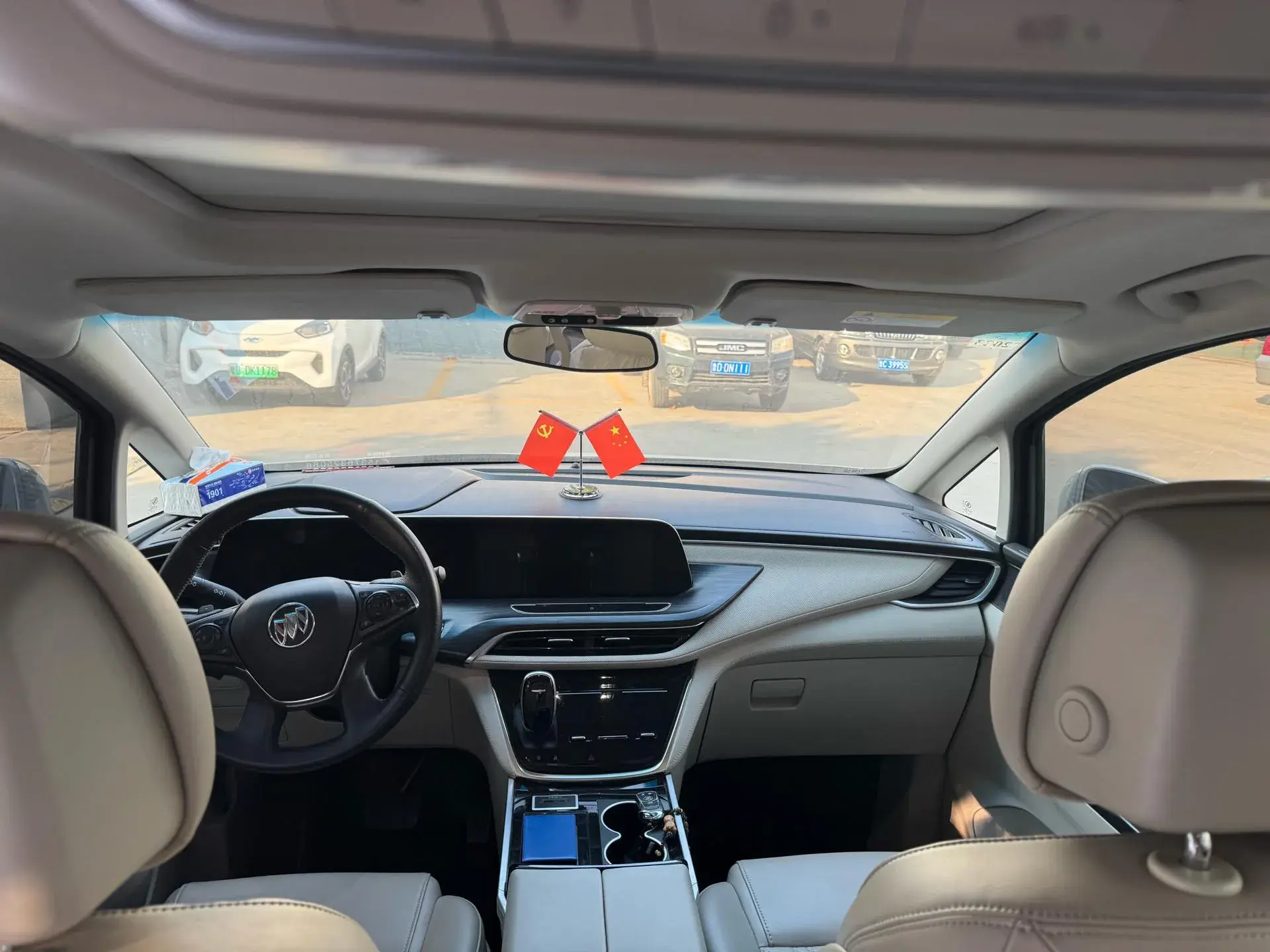 2021 BUICK GL8 thumbnail 3