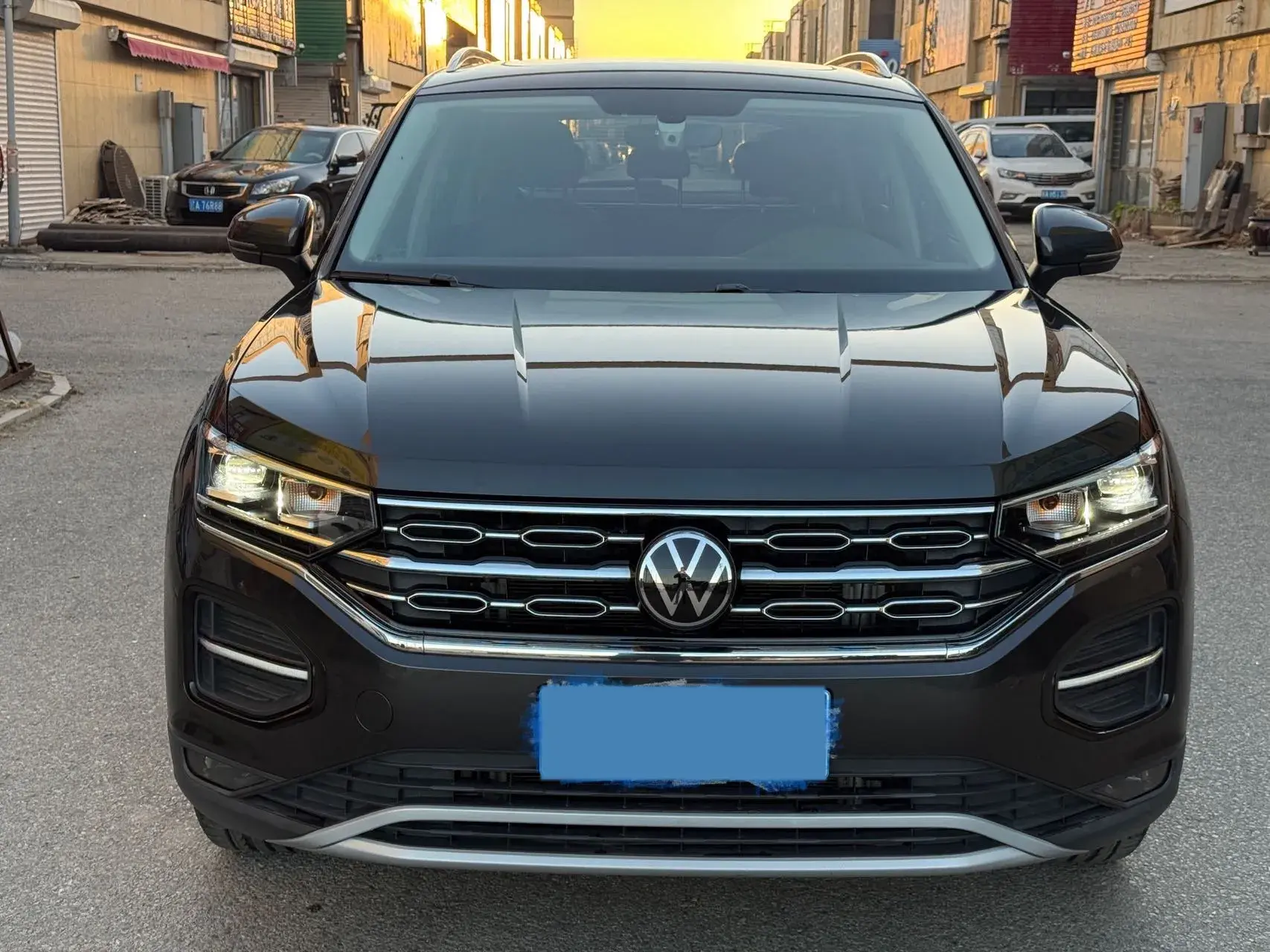 2022 VOLKSWAGEN TAYRON thumbnail 2