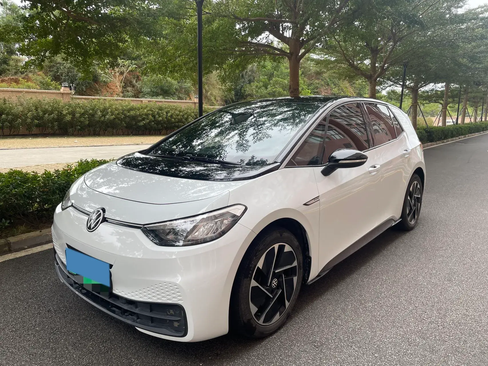 2023 VOLKSWAGEN ID.3 view 1