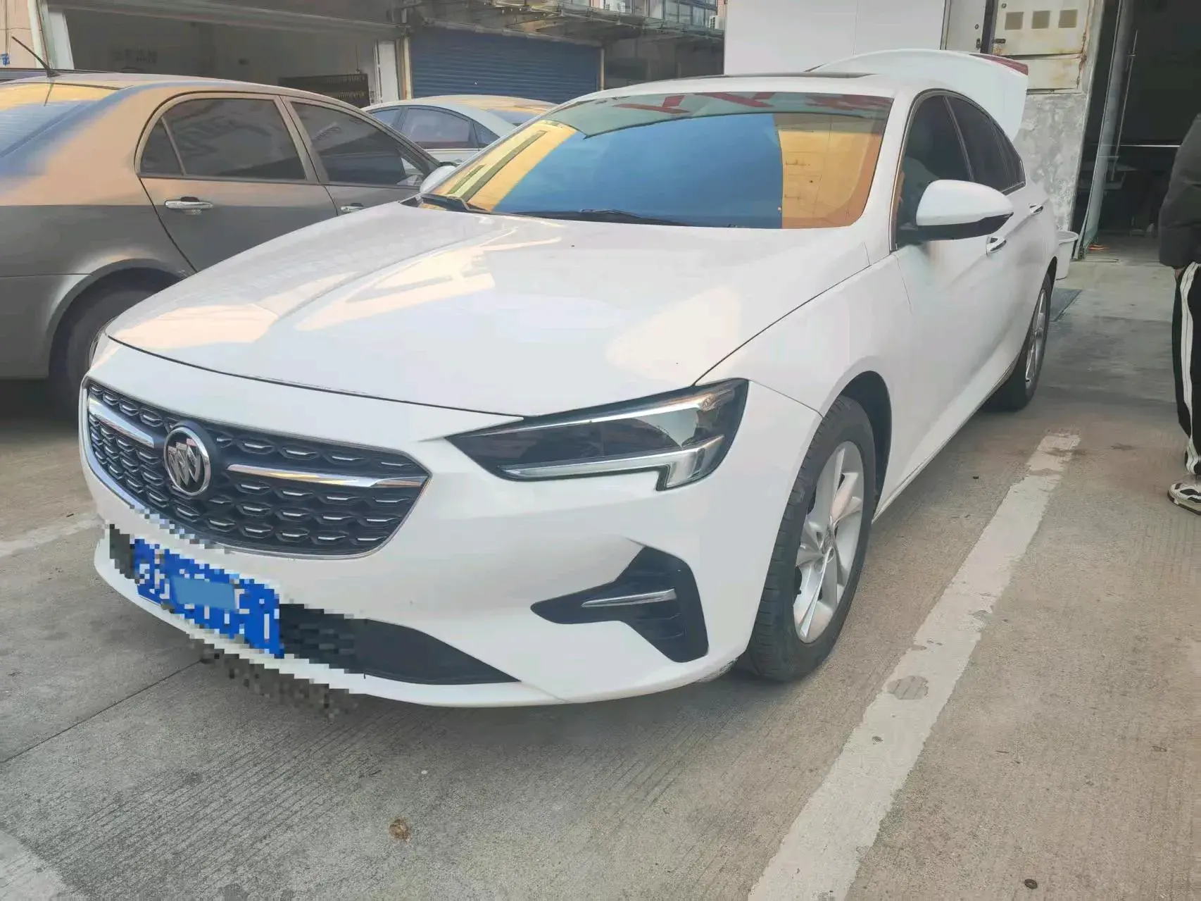 2020 BUICK REGAL view 1