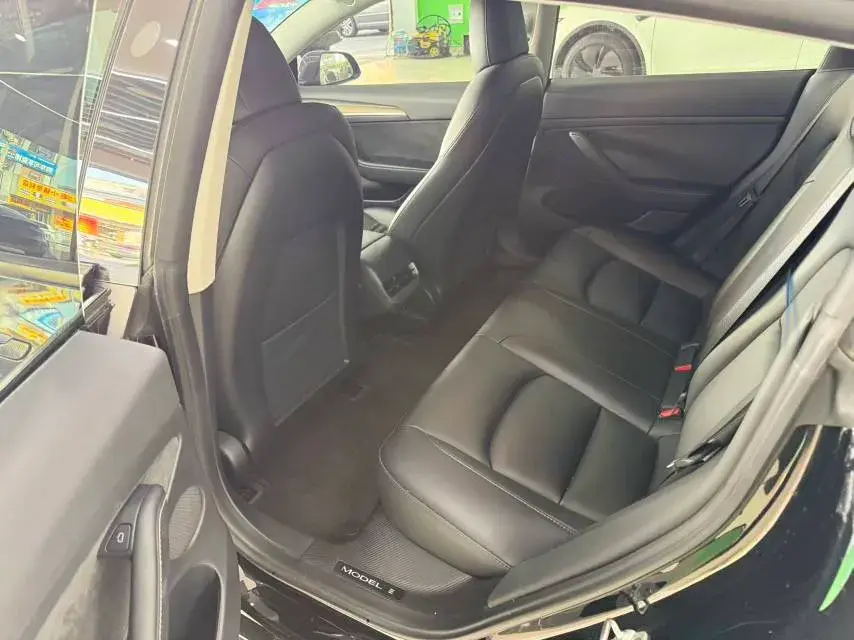 2022 TESLA MODEL thumbnail 4