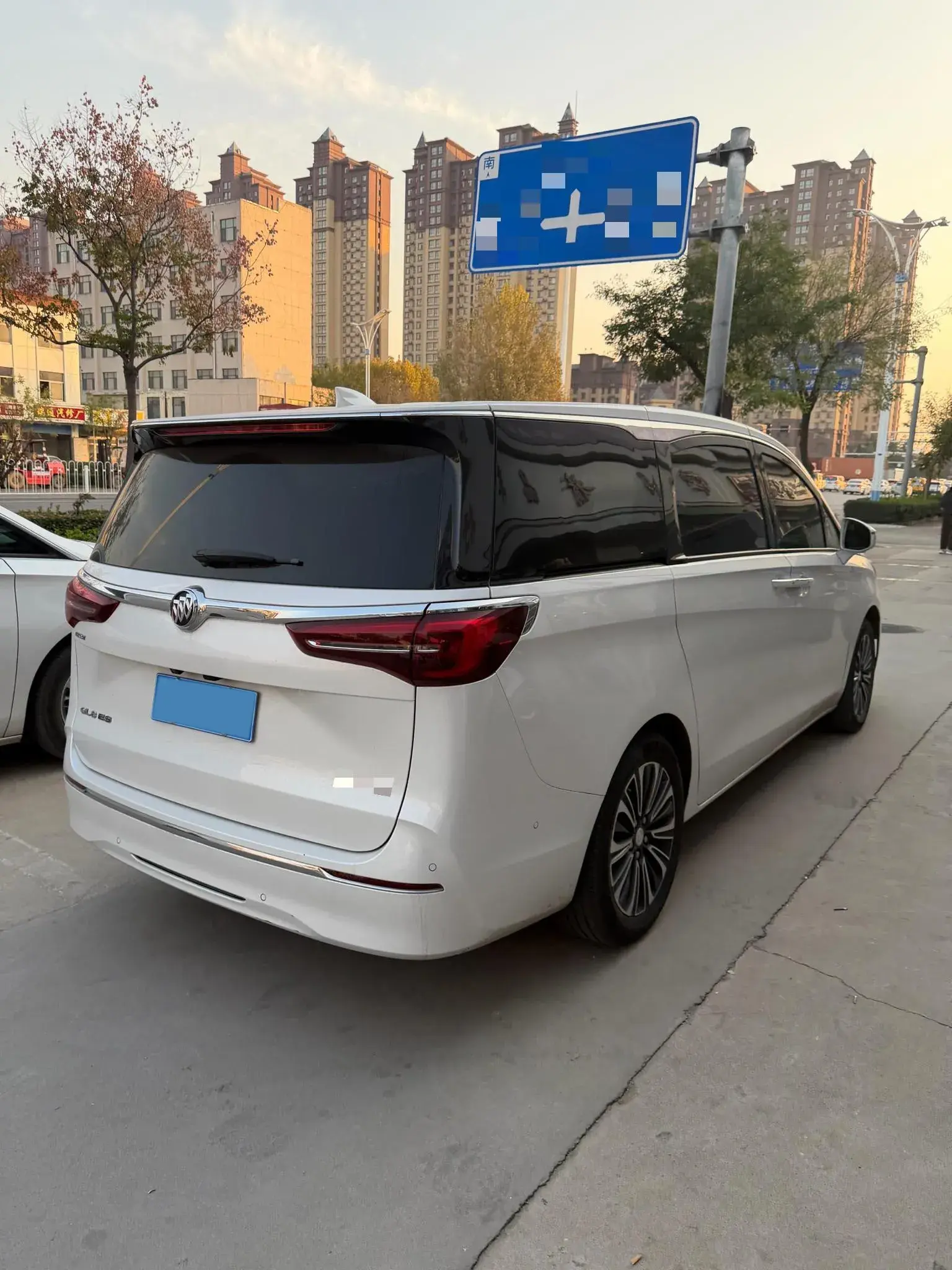 2020 BUICK GL8 thumbnail 4