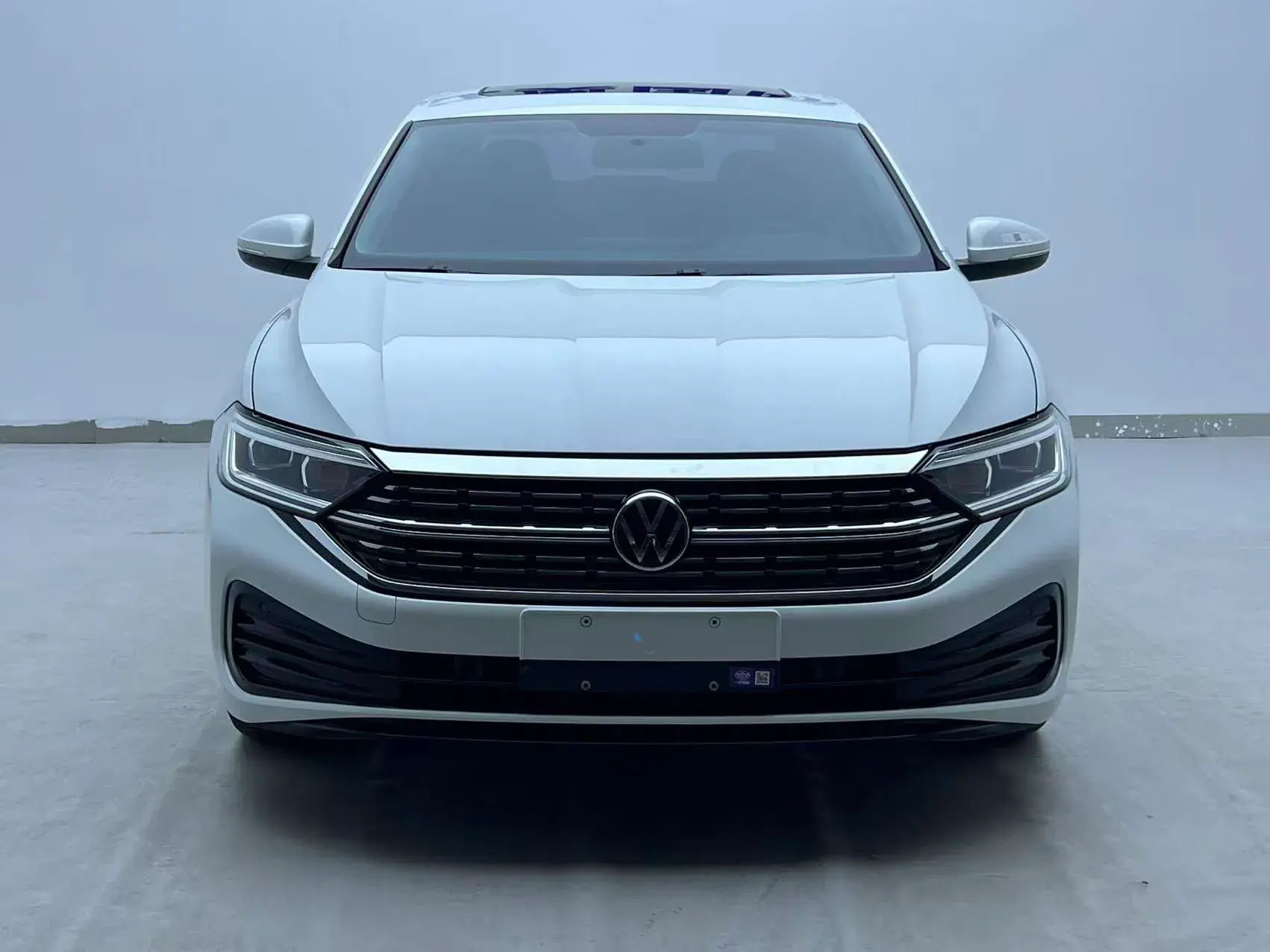 2023 VOLKSWAGEN SAGITAR thumbnail 2