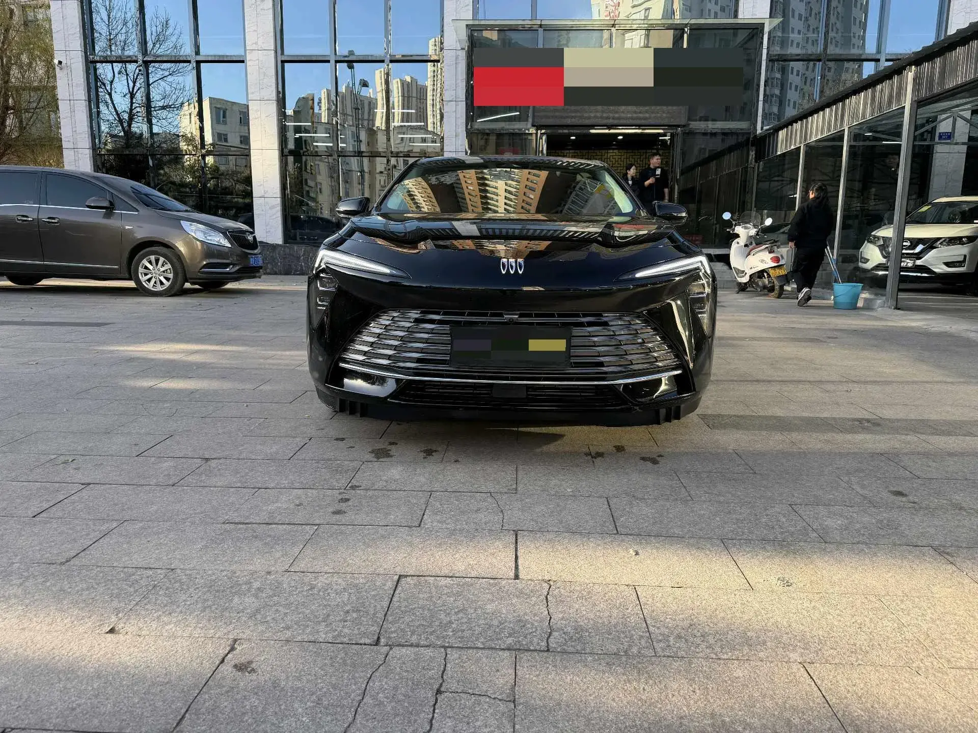 2024 BUICK LARCOSSE thumbnail 2